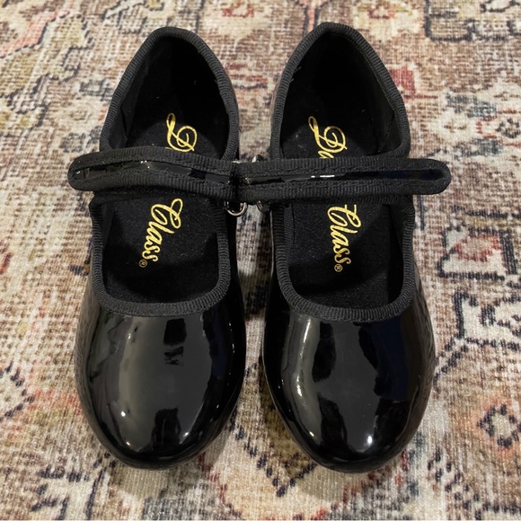 Girls tap shoes - Picture 2 of 3